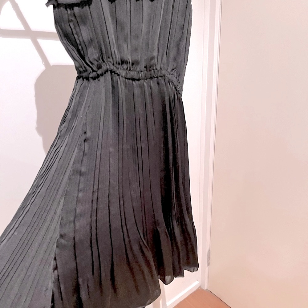 Vero Moda Dress - Picture 7 of 10